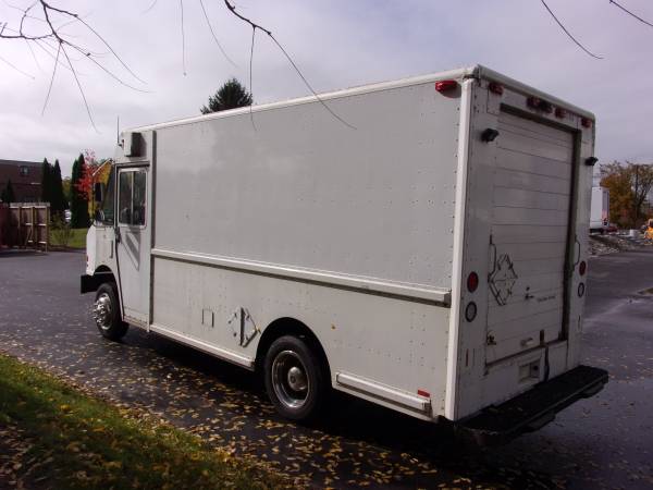 Freightliner Utilimaster MT45 - - by dealer - vehicle for sale in Derry, NH – photo 7