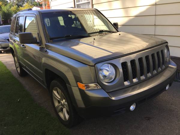 2014 Jeep Patriot Latitude 4wd 4x4 for sale in Madison Heights, MI – photo 2