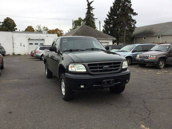 2004 Ford F-150 F150 F 150 Heritage Supercab 157 XLT 4WD for sale in East Windsor, CT – photo 2