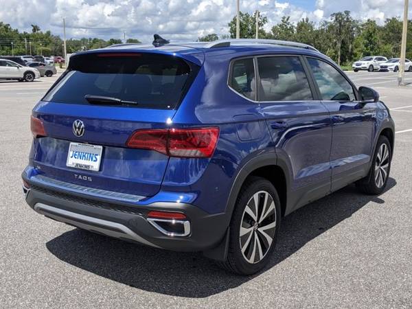 2022 Volkswagen VW Taos SE - - by dealer - vehicle for sale in Leesburg, FL – photo 3