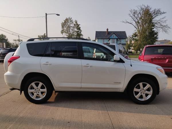 2 OWNER! NEW TIRES! LOW MILES! 2008 TOYOTA RAV4 LIMITED 4WD-CLEAN! -... for sale in Cedar Rapids, IA – photo 14