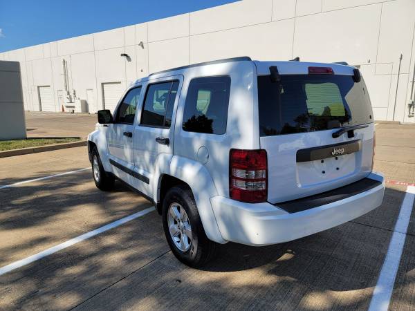 Very Nice 2011 Jeep Liberty for sale in Plano, TX – photo 6