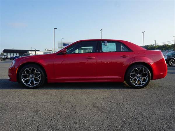 2016 Chrysler 300 sedan S - Red for sale in Beckley, WV – photo 17
