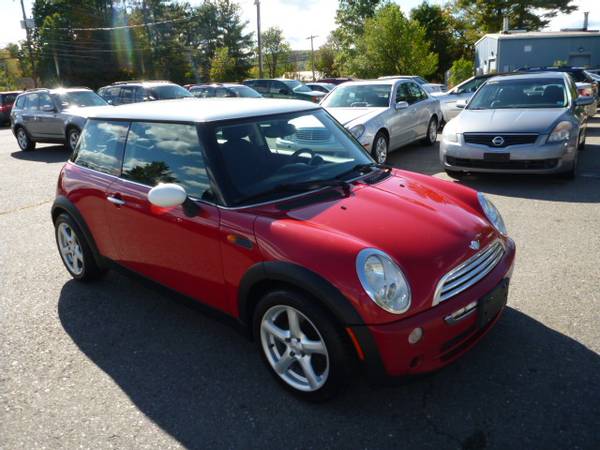 2005 MINI COOPER-5 SPEED MANUAL-RUNS AND DRIVES GOOD-WHOLESALE PRICE... for sale in Milford, MA – photo 7