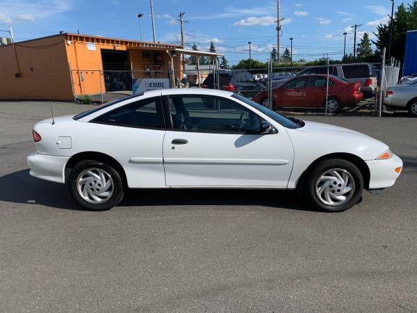 1997 Chevy Cavalier Coupe 2.2L 5 Speed Manual!! We Finance!! for sale in Seattle, WA – photo 4