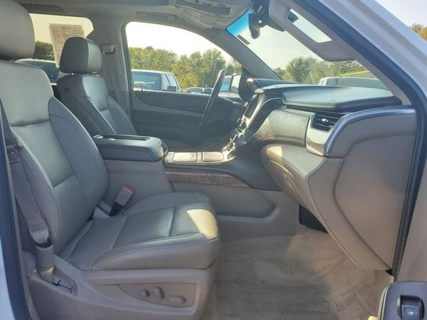 2015 Chevrolet Suburban 4x4 LTZ premium loaded Open 9-7 for sale in Lees Summit, MO – photo 4
