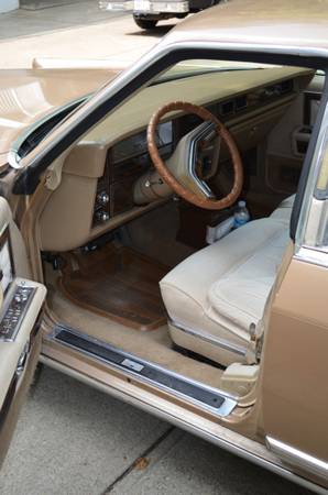 1979 Lincoln Town Car - cars & trucks - by owner - vehicle... for sale in Cincinnati, OH – photo 15