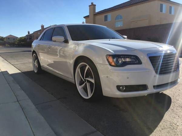 2014 Chrysler 300s RWD Hemi 5.7 liter for sale in Las Vegas, NV – photo 15