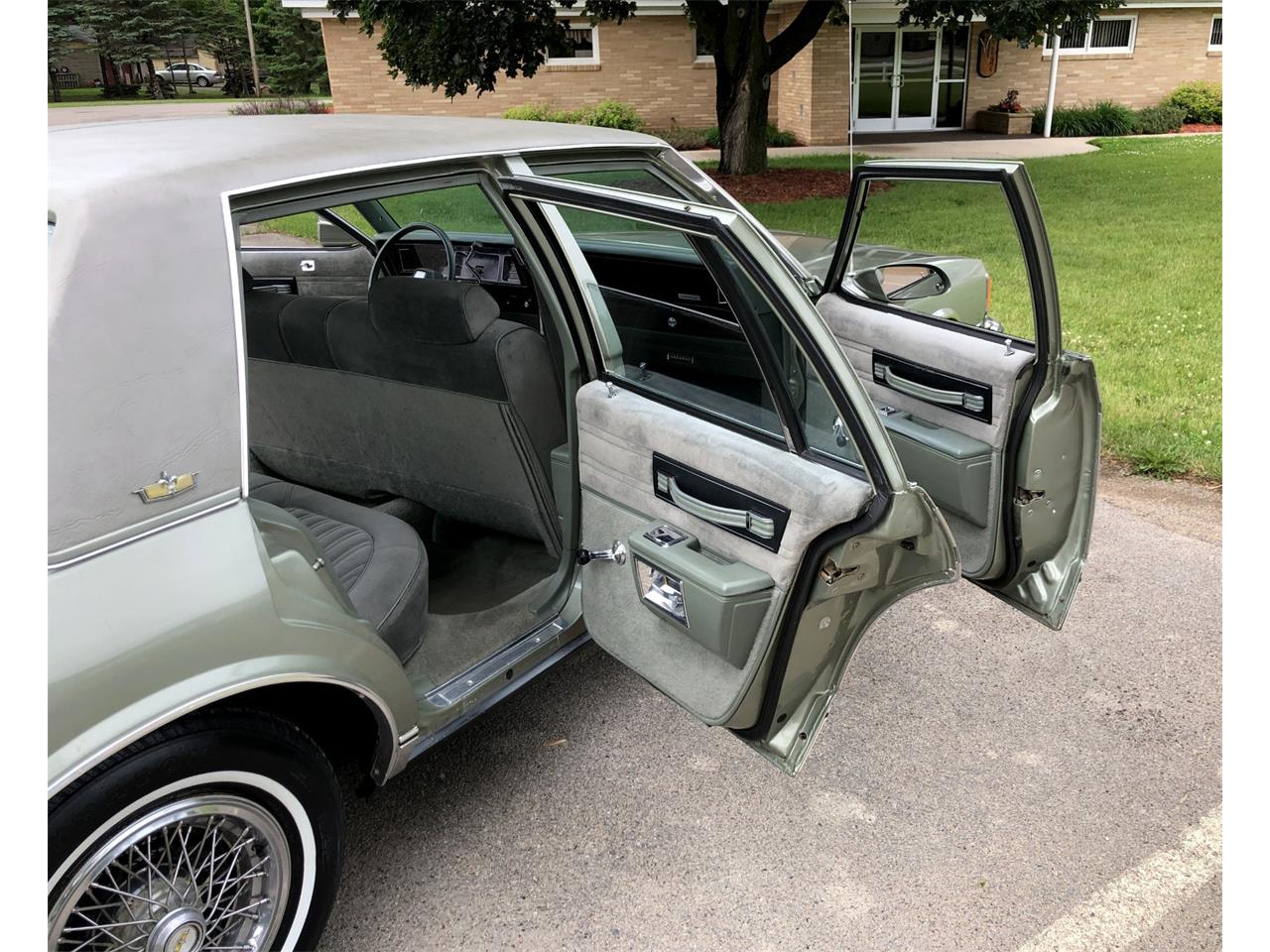 1986 Chevrolet Caprice for sale in Maple Lake, MN – photo 24