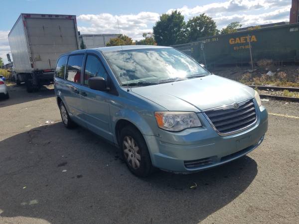 2008 Chrysler Town&Country Great Family Mini Van! for sale in Paterson, NY – photo 2