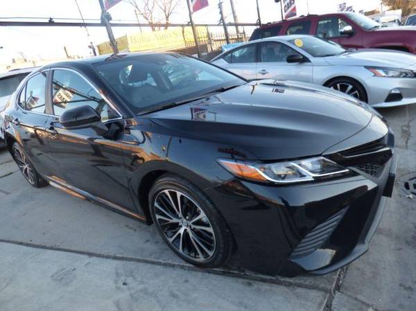 2020 Toyota Camry SE - Call or TEXT! Financing Available! - cars &... for sale in Chicago, IL – photo 12
