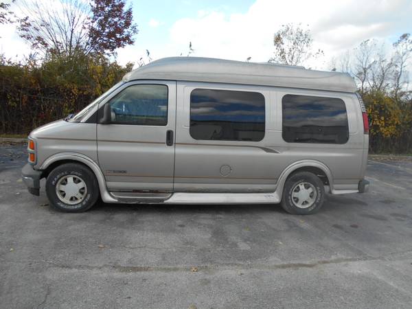 1999 GMC Conversion Van for sale in Medina, OH – photo 6