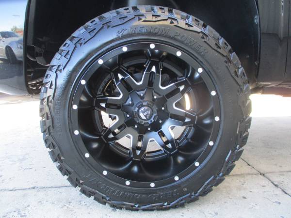 LIFTED 2011 CHEVY SILVERADO 1500 LTZ 4X4 20" FUEL WHEELS NEW 33'S L@@K for sale in KERNERSVILLE, NC – photo 24