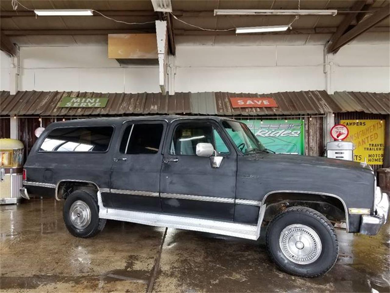 1988 Chevrolet Suburban for sale in Redmond, OR – photo 4