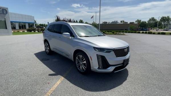 2020 Caddy Cadillac XT6 AWD Premium Luxury hatchback Radiant Silver for sale in Bentonville, MO – photo 2