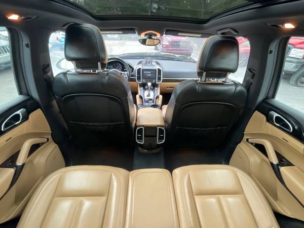 2017 Porsche Cayenne (64K Miles) - - by dealer for sale in Old Forge, PA – photo 14