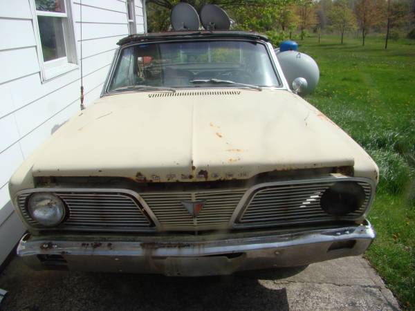 PLYMOUTH VALIANT CONVERTIBLE 1966 (nr) for sale in Millington, MI