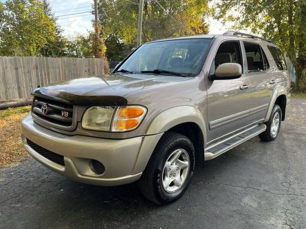 2001 Toyota Sequoia SR5 4x4 - - by dealer - vehicle for sale in Orient, OH – photo 3