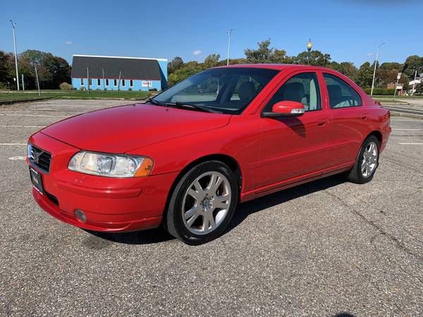 2007 VOLVO S60 2 5T, SHARP AND CLEAN, WELL MAINTAINED! - cars & for sale in West Haven, CT