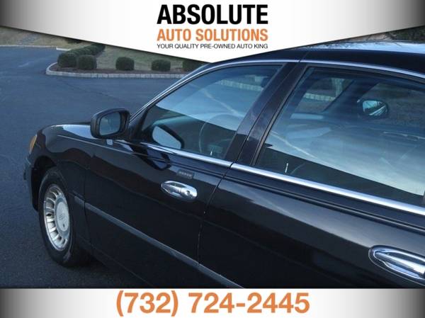 2000 Lincoln Town Car Executive 4dr Sedan - - by for sale in Hamilton, NY – photo 24