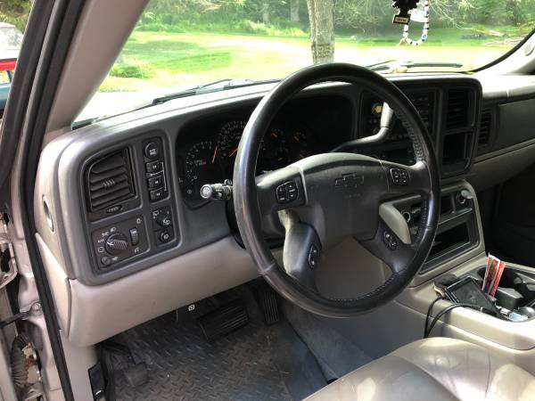 2004 Chevy Suburban 2500 HD for sale in great meadows, NJ – photo 7