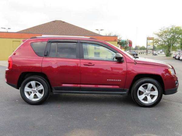 2012 Jeep Compass Latitude 4x4 4dr SUV for sale in Whitehall, OH – photo 4