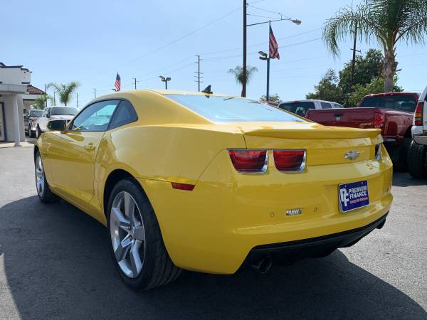 R1. 2011 Chevrolet Camaro LT 6 SPEED MANUAL LEATHER SUN ROOF CLEAN for sale in Stanton, CA – photo 7