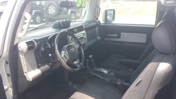 2008 Toyota FJ Cruiser - - by dealer - vehicle for sale in Smithville, MO – photo 8