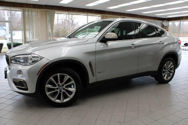 2017 BMW X6 xDrive35i Holiday Special - - by dealer for sale in Burbank, IL – photo 4