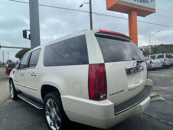 2007 CADILLAC ESCALADE 160kmiles 9500 for sale in Fort Myers, FL – photo 6