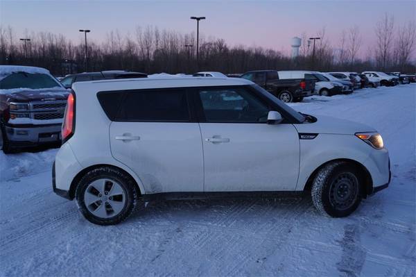 2016 Kia Soul Base - - by dealer - vehicle automotive for sale in Lakeville, MN – photo 3