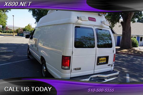 2001 Ford E-Series Cargo E-350 Camper Generator AC 1 Owner 70K for sale in Fremont, CA – photo 13