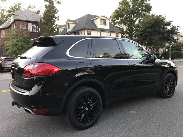 2011 Porsche Cayenne S Black AWD Luxury Only 90k m 100% carfax for sale in NEW YORK, NY – photo 6