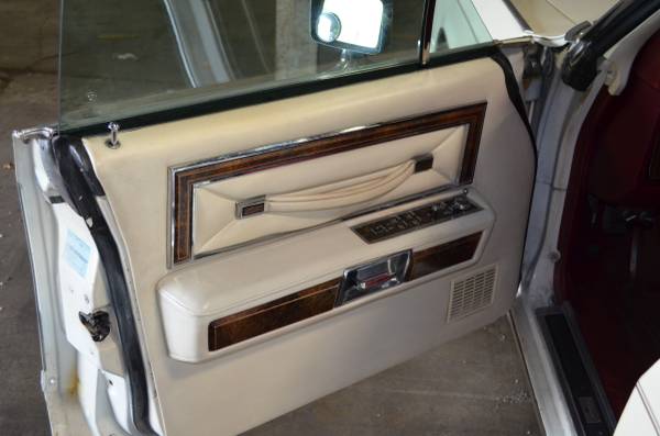 1979 Lincoln Town Car - cars & trucks - by owner - vehicle... for sale in Cincinnati, OH – photo 5