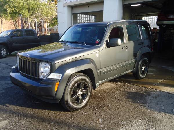 ***2011 Jeep Liberty Sport 4X4*** 71k Miles- New Tires & Brakes for sale in Tonawanda, NY – photo 2