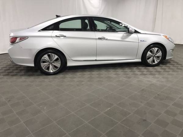 2015 Hyundai Sonata Hybrid -NOT A Pre-Approval! for sale in Bloomington, IL – photo 9