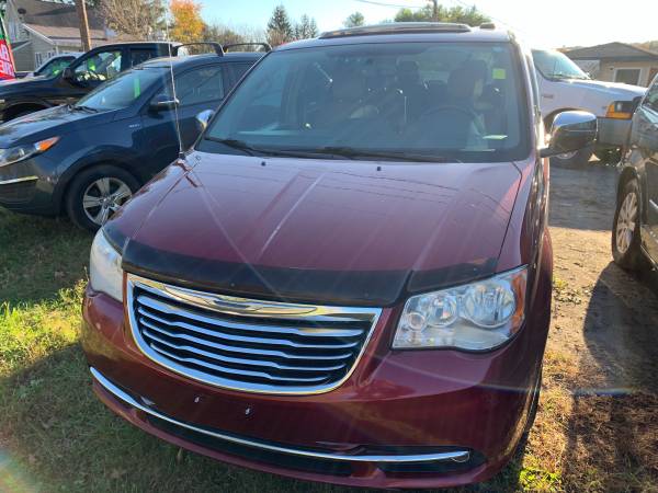 **Blowout Sale** 2012 Chrysler Town & Country** for sale in Summitville Ny 12781, NY