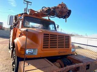 1991 Digger Derrick Truck - cars & trucks - by owner - vehicle... for sale in Sioux Falls, SD – photo 4