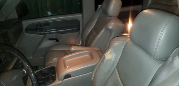 2003 GMC Yukon xl no title sale whole for parts 1500 obo - cars & for sale in Washington, District Of Columbia – photo 11