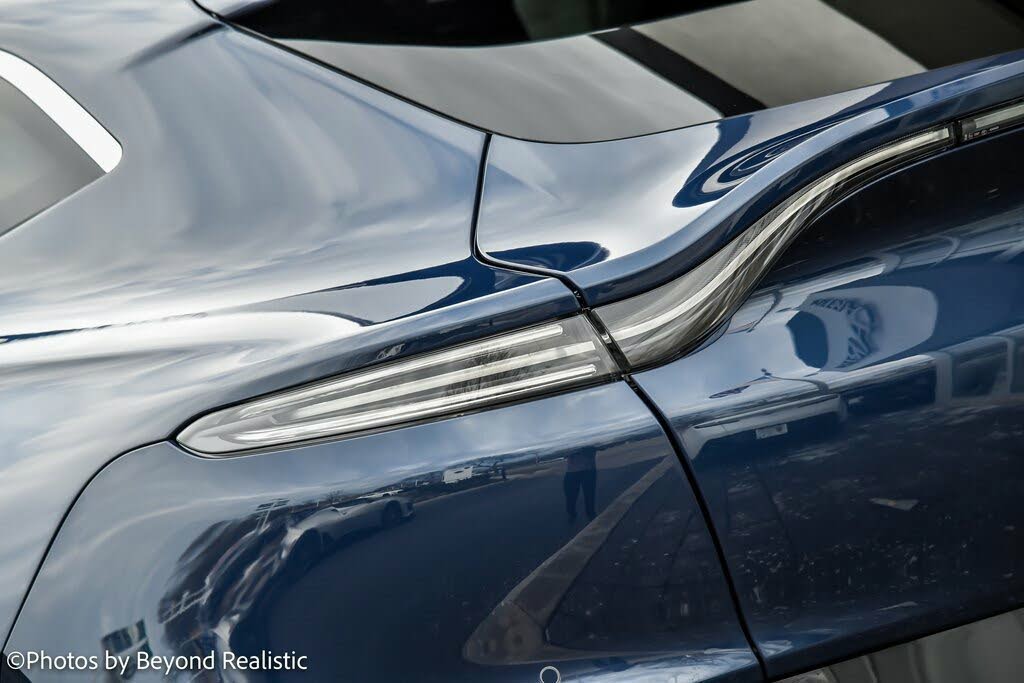 2022 Aston Martin DBX AWD for sale in Niles, IL – photo 5