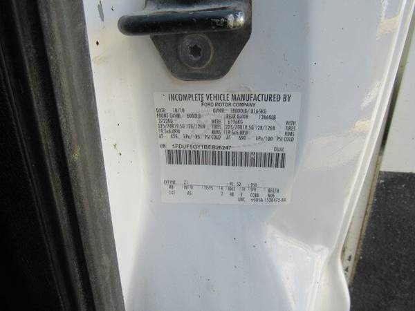 2011 Ford F550 Bucket Truck UTILITY TRUCK 6 8L Gas for sale in LA PUENTE, CA – photo 14