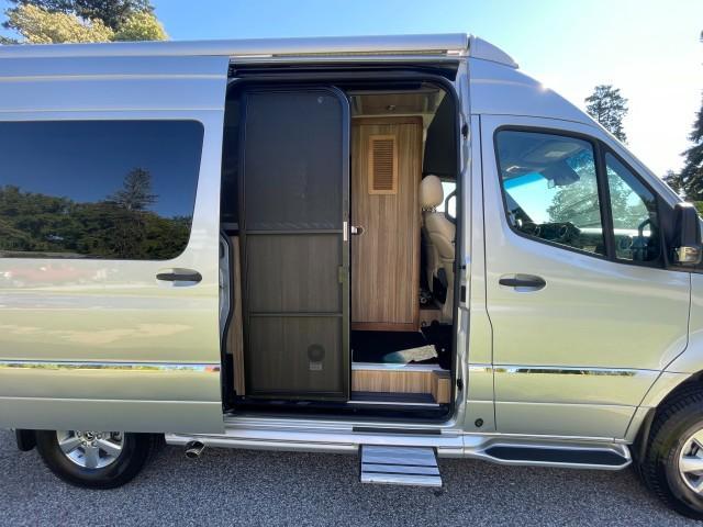 2020 Mercedes-Benz Sprinter 2500 INTERSTATE 19 TOMMY BAHAMA 2021 for sale in West Chester, PA – photo 17