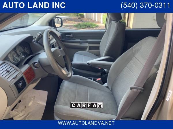 2009 CHRYSLER TOWN & COUNTRY LX Weekend Sale Price for sale in Fredericksburg, VA – photo 10