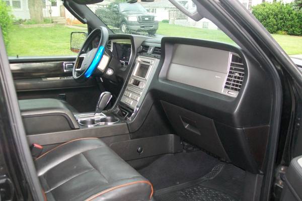 2008 Lincoln Navigator L - cars & trucks - by owner - vehicle... for sale in Calumet City, IL – photo 7