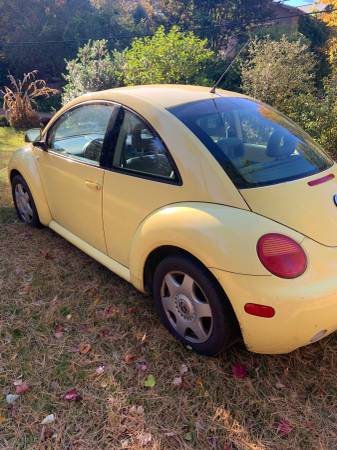 1999 Yellow VW Beetle for sale in East Derry, NH – photo 5