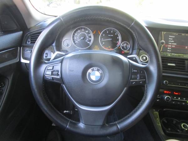 2011 BMW 550i - NAVI - REAR CAMERA - LANE KEEP ASSIST - PARKING... for sale in Sacramento , CA – photo 8