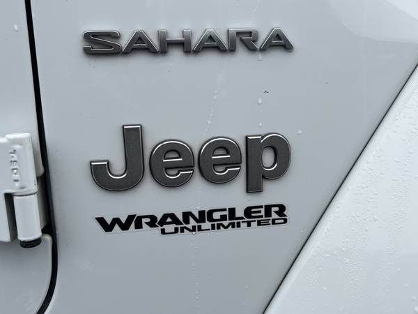 2020 JEEP WRANGLER UNLIMITED SAHARA - - by dealer for sale in Warrenton, OR – photo 7