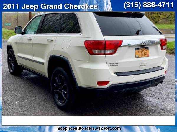 2011 Jeep Grand Cherokee 4WD 4dr Laredo for sale in new haven, NY – photo 10