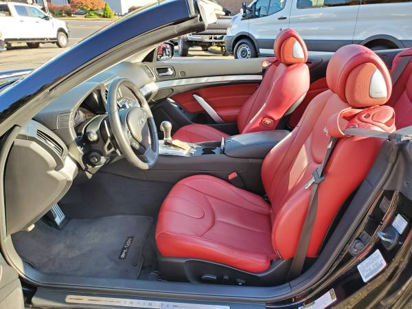 2014 INFINITI Q60 IPL Hardtop Convertible with ONLY 20,902 Miles! for sale in Thomaston, CT – photo 13