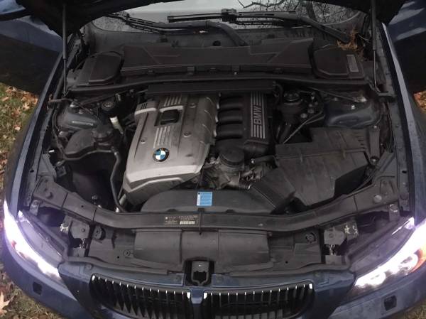 2006 BMW 330xi Sedan - cars & trucks - by owner - vehicle automotive... for sale in Leeds, NY – photo 4